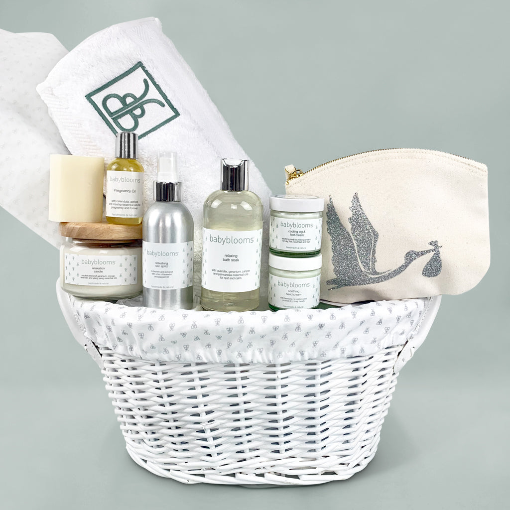 Gift Basket Ideas Gifts For Your Pregnant Friend Pregnancy Gift