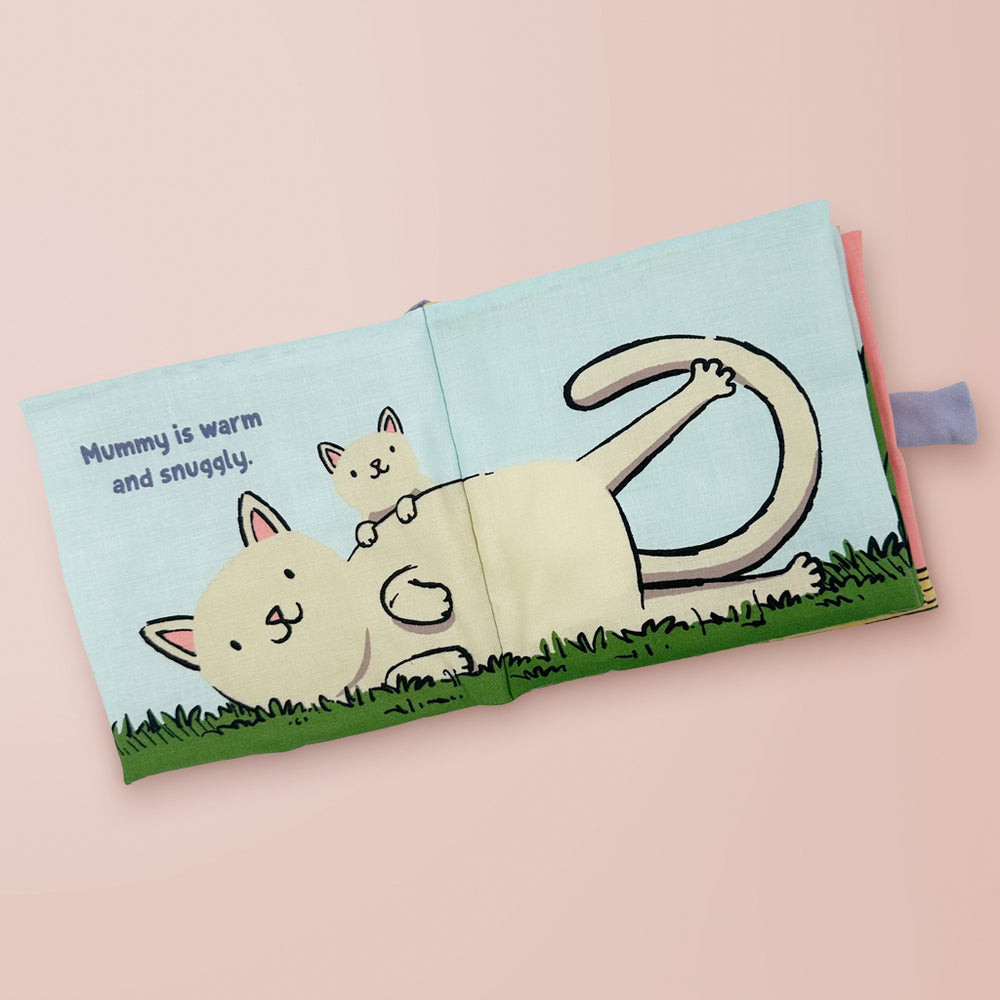 Jellycat Mummy Loves Me Book, Page Close Up