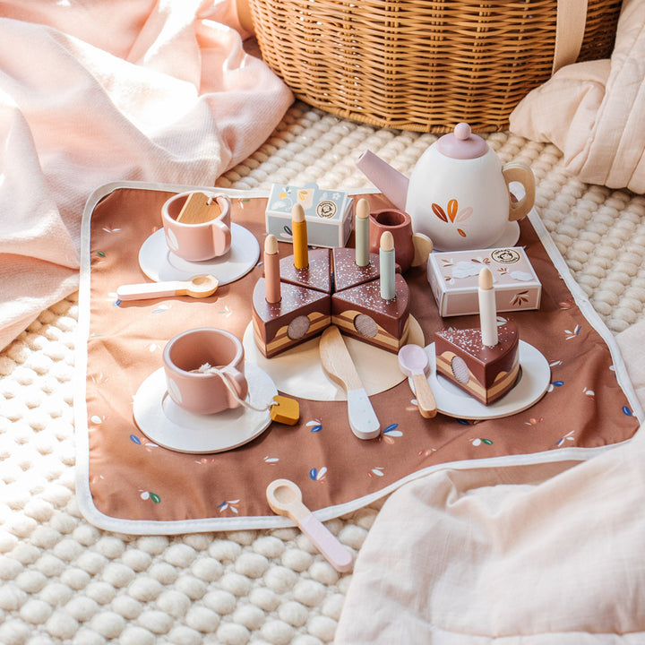 Speedy Monkey Birthday Tea Set Contents 