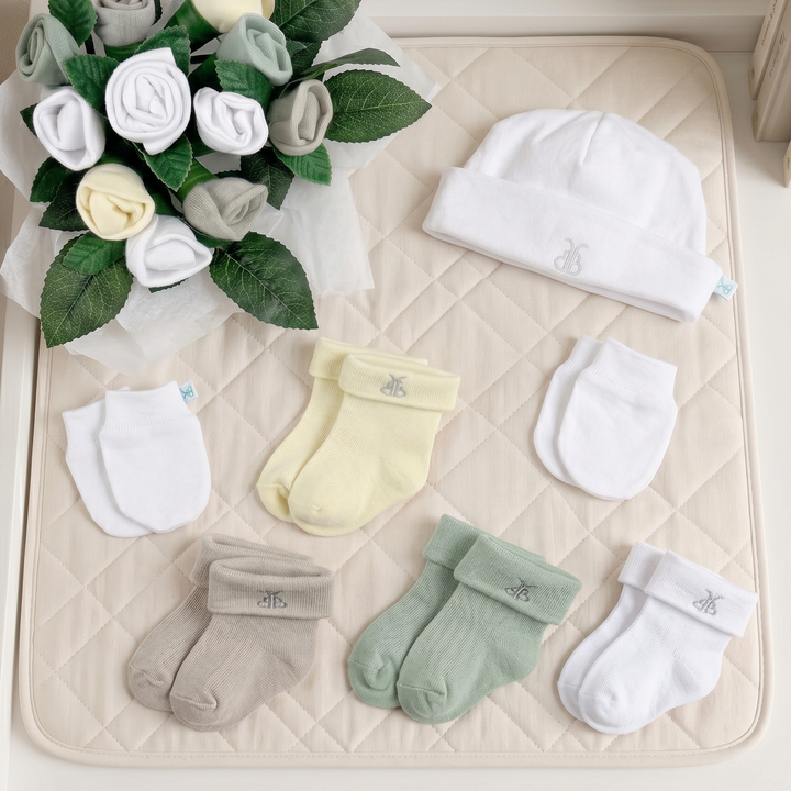 Personalised Harriet Highland Cow Welcome Baby Hamper, Neutral