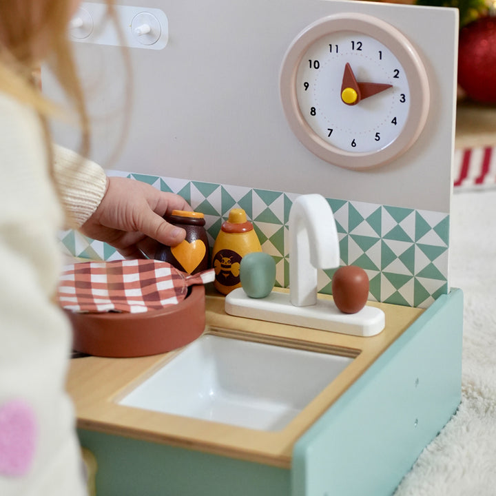 Tender Leaf Toys Wooden Kitchenette