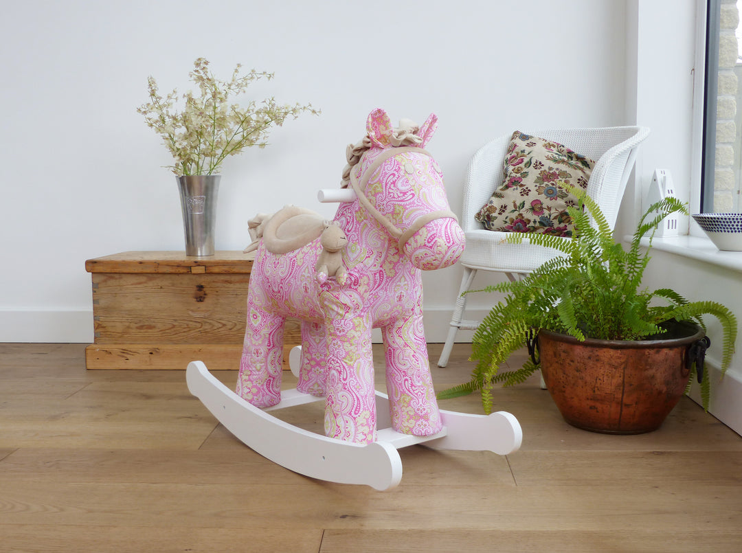 Pixie & Fluff | Rocking Horse | Babyblooms