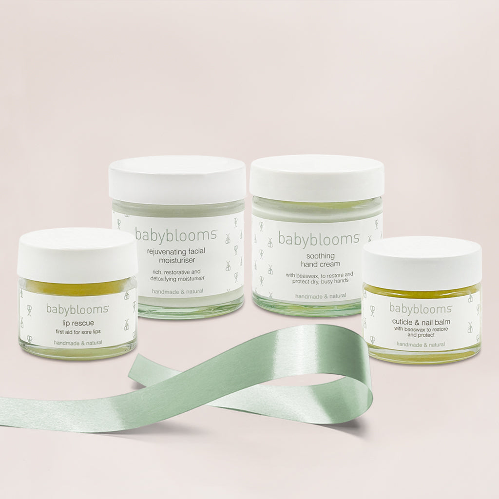 Mum's Essential Mini Skincare Set