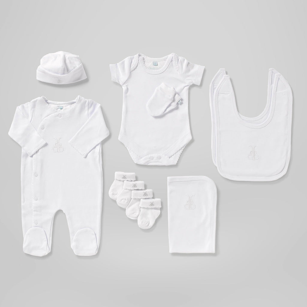 Babyblooms' Luxury Baby Clothes Bouquet Contents