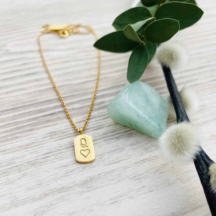 MayaH Jewellery Queen of Hearts Necklace in Gold