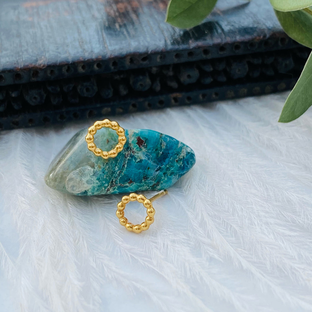 MayaH Jewellery Mini Beaded Circle Studs in Gold