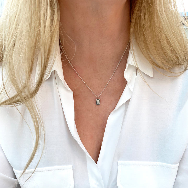 MayaH Jewellery Queen of Hearts Necklace in Silver